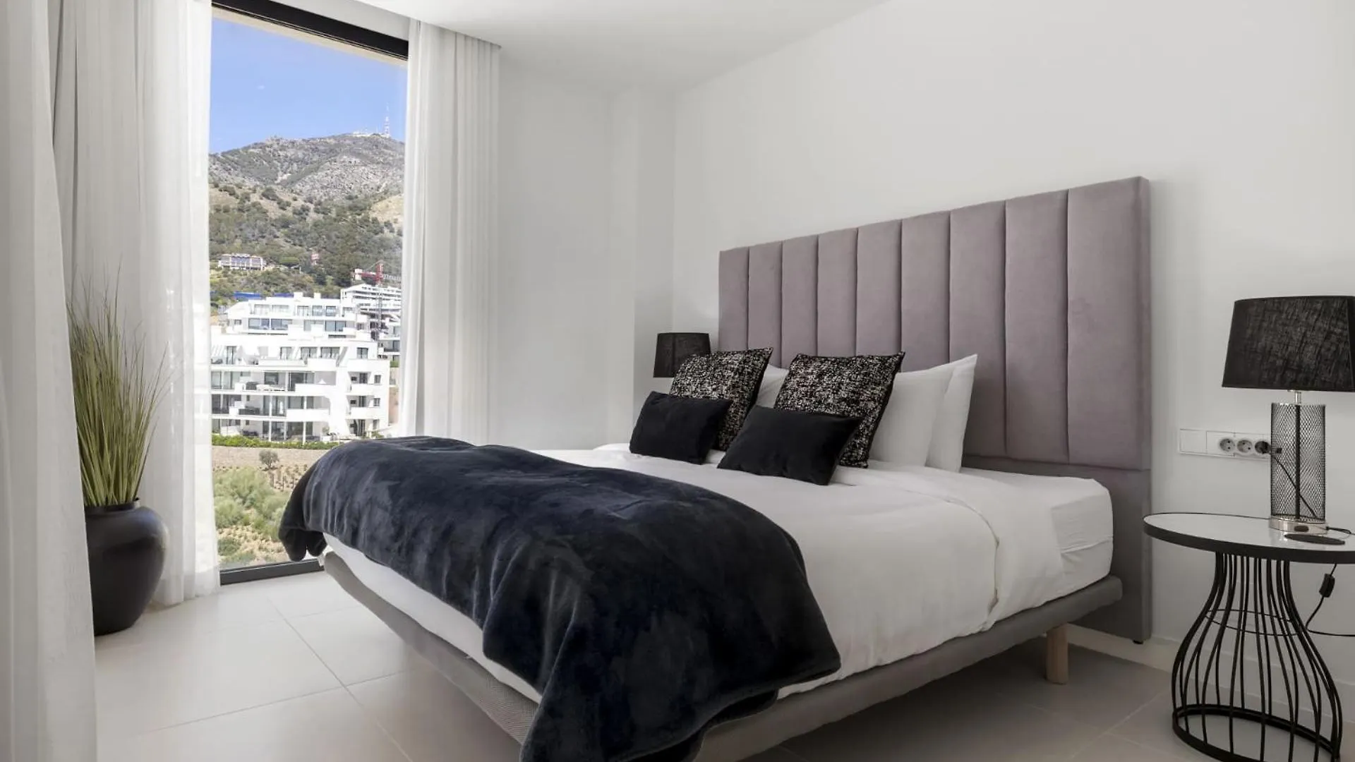 شقة Vivi Homes - Casa Espanola فوينخيرولا إسبانيا